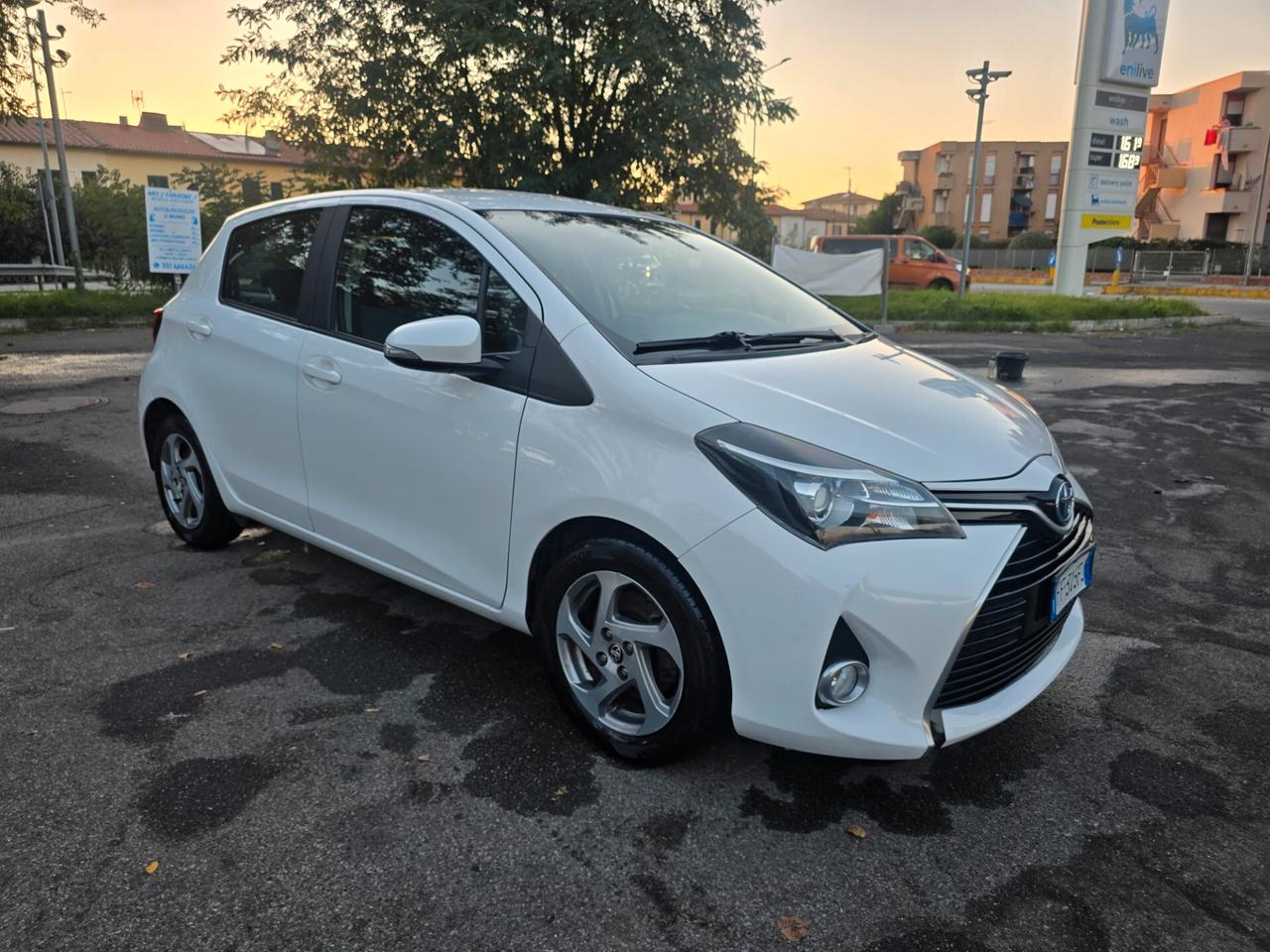 Toyota Yaris 1.4 benzina