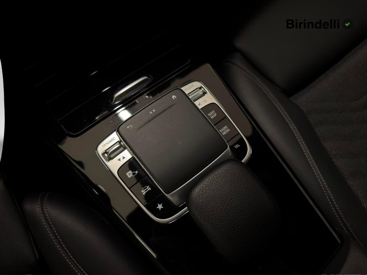 Mercedes-Benz Classe A (W177) - A 180 Automatic Business