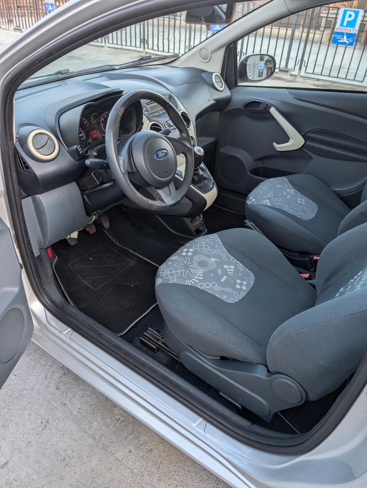 Ford Ka Ka+ 1.3 TDCi 75CV Titanium cDPF