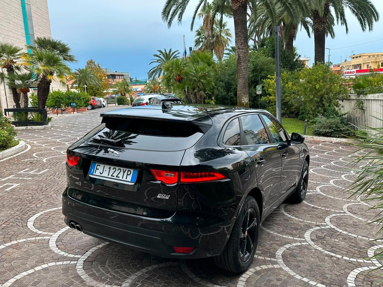 Jaguar F-Pace 2.0 D 180 CV AWD Prestige 2017