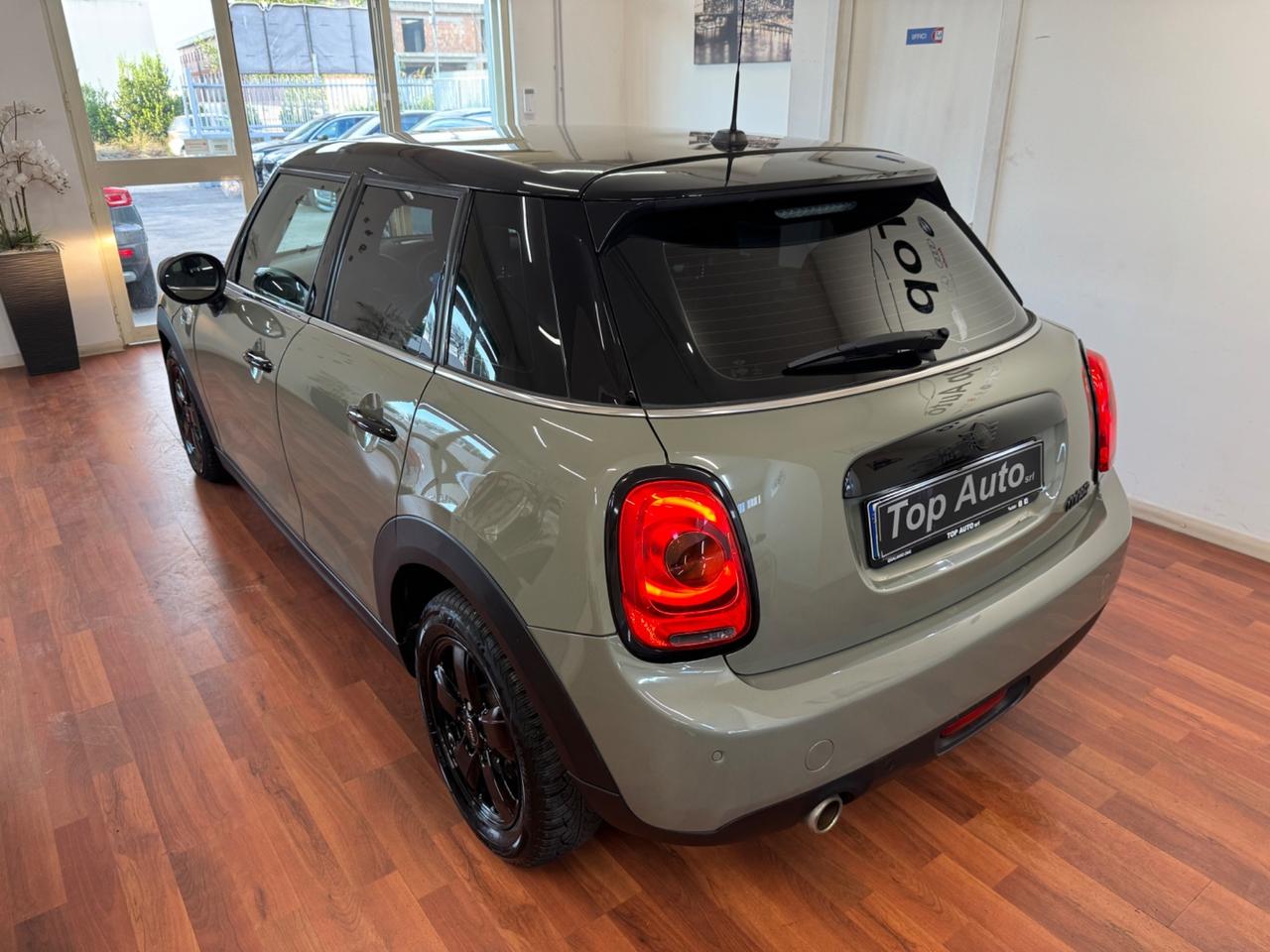 MINI 1.5 COOPER AUT. BUSINESS 5p. - MY20