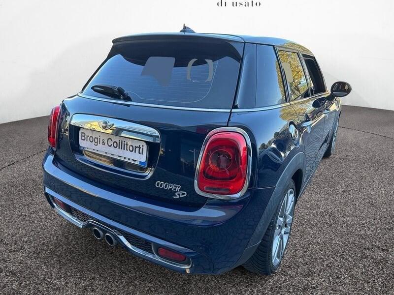 MINI Mini IV F55-F56 2014 5 Porte 2.0 Cooper SD Auto