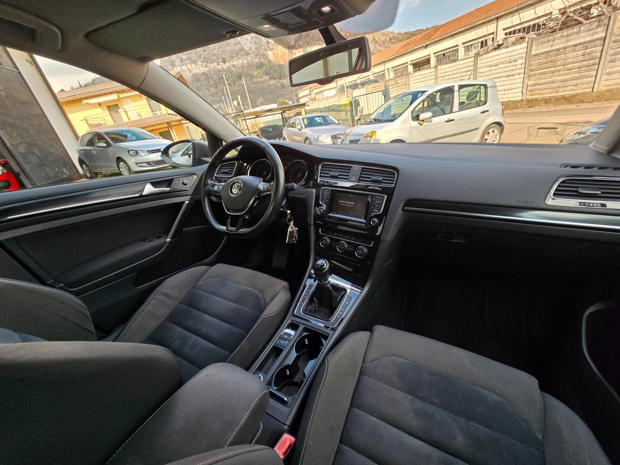 Volkswagen Golf 1.6TDI 105CV Highline-2014