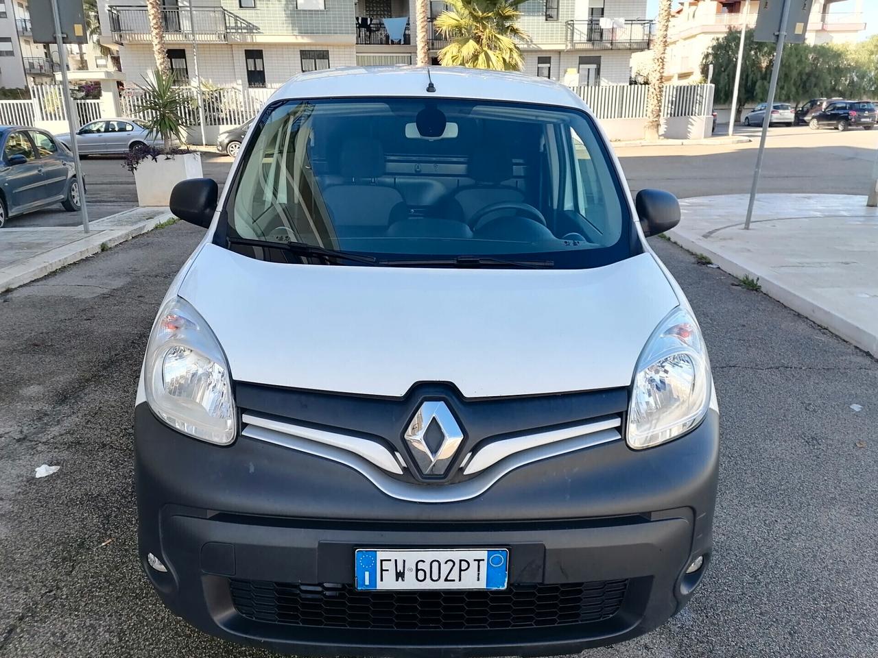 Renault Kangoo MAXI 1.5 dci 110cv 2019 FULL OPTIONAL