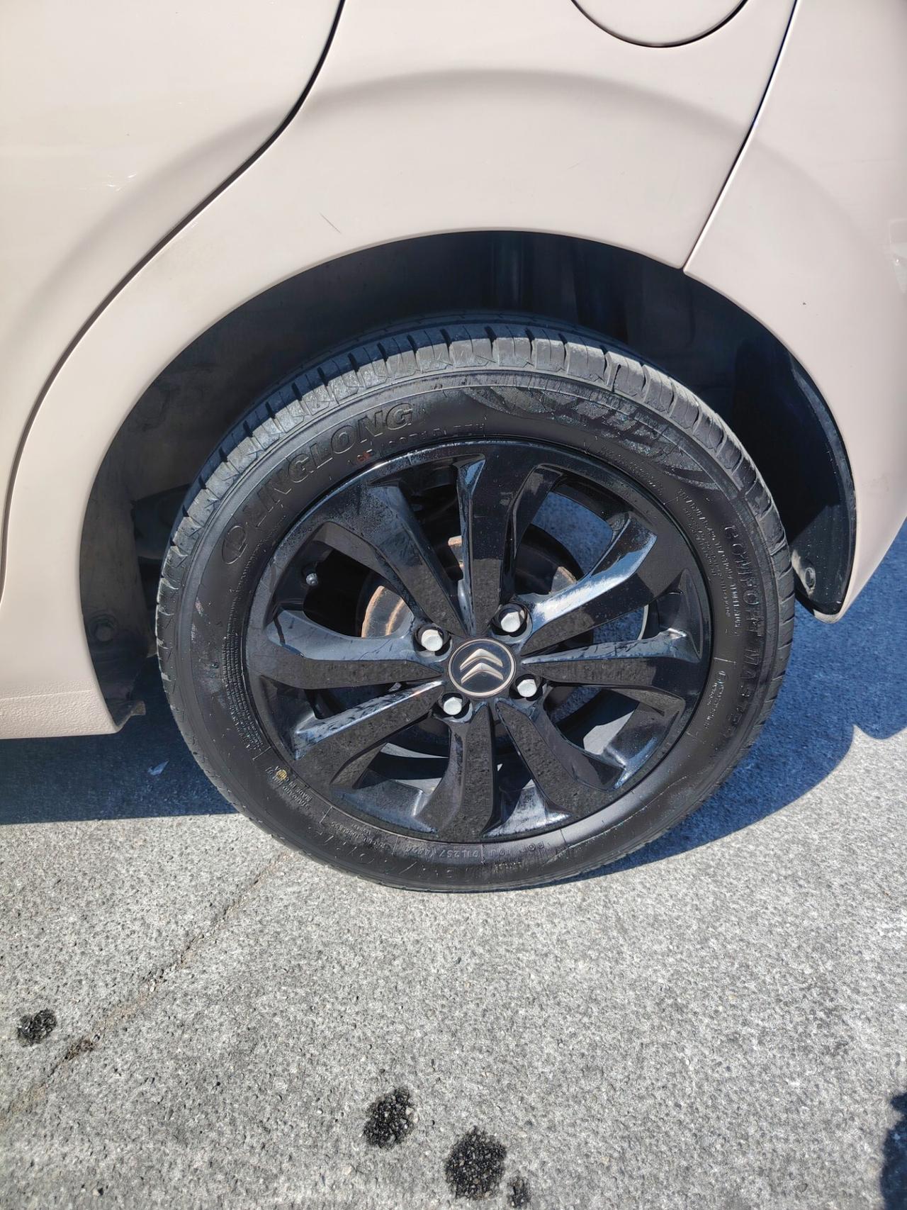 Citroen C1 VTi 72 S&S 5 porte Feel - NEOPATENTATI