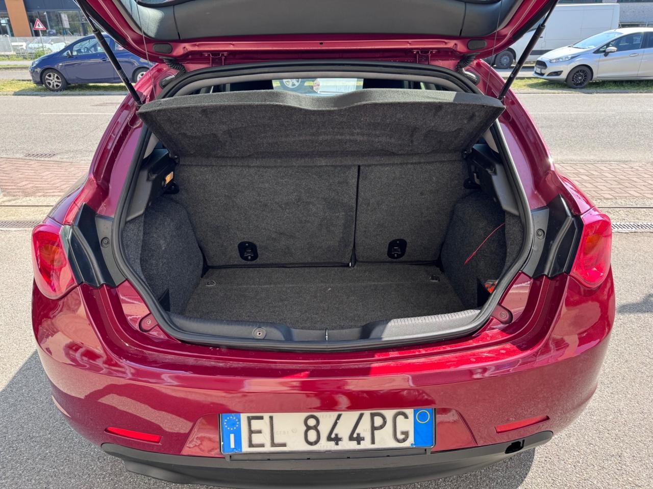 Alfa Romeo Giulietta 1.6 JTDm-2 105 CV Exclusive
