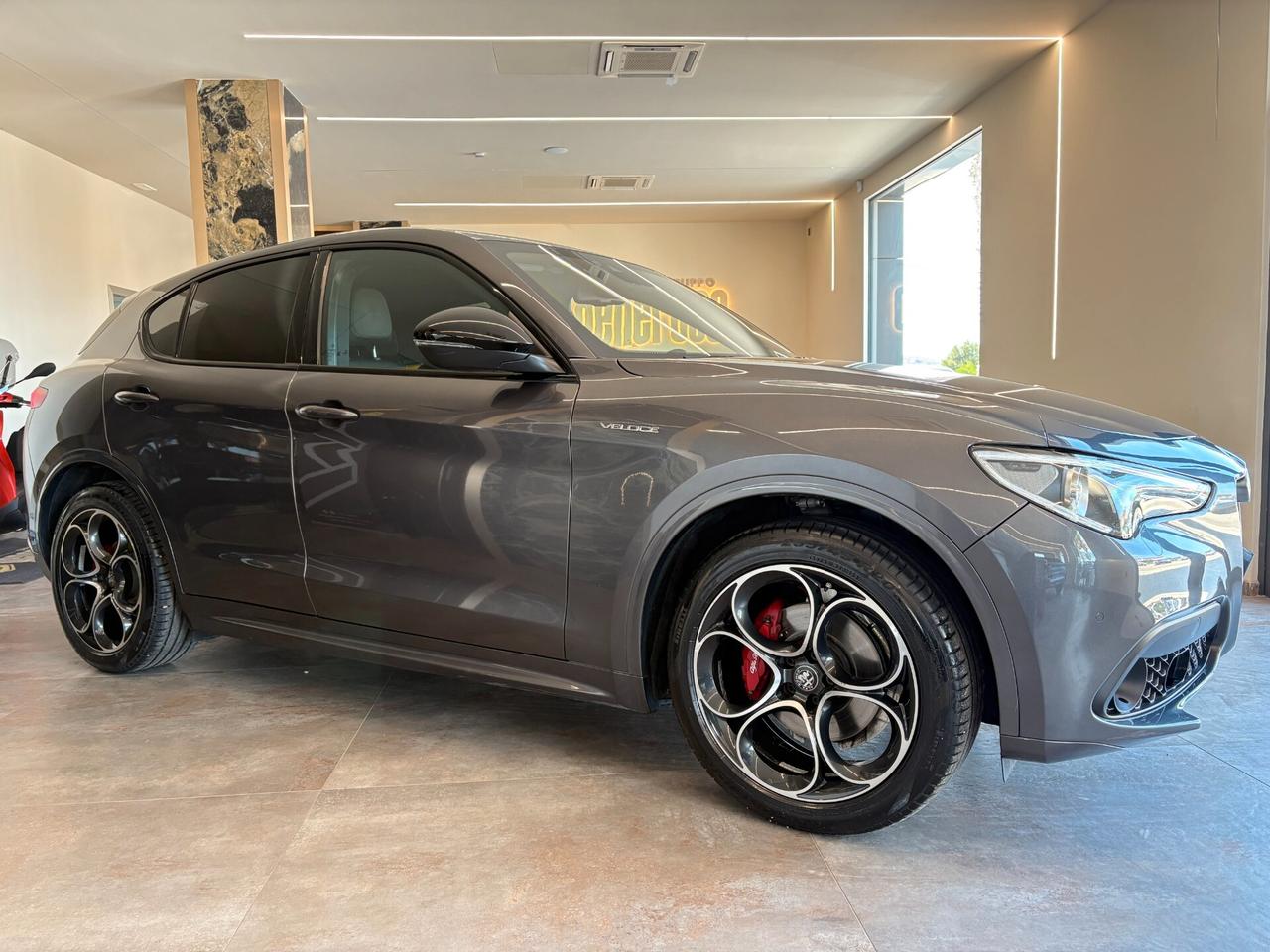 Stelvio 210CV AT8 Q4 Veloce Antisfondatura Repetti