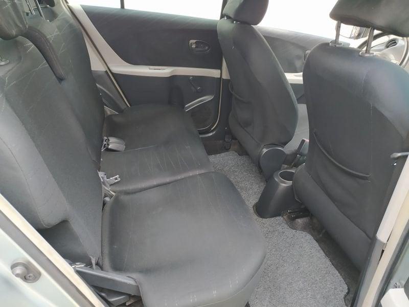 Toyota Yaris Yaris 5p 1.0 Sol