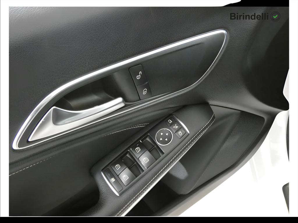 Mercedes-Benz CLA (C/X117) - CLA 200 d S.W. Automatic Sport