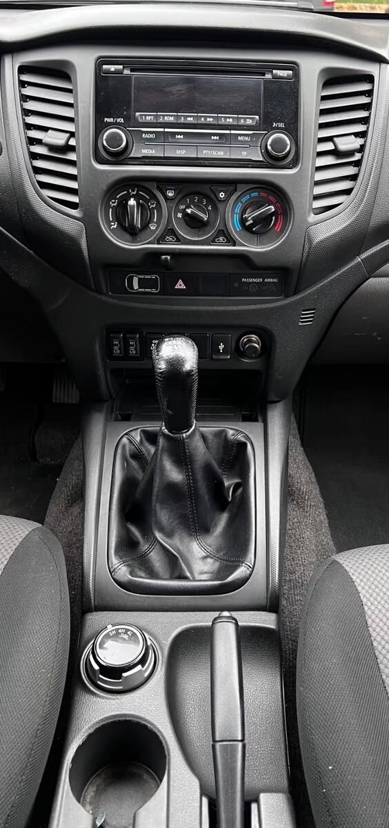 Mitsubishi L200 doppia cabina GANCIO+CERCHI