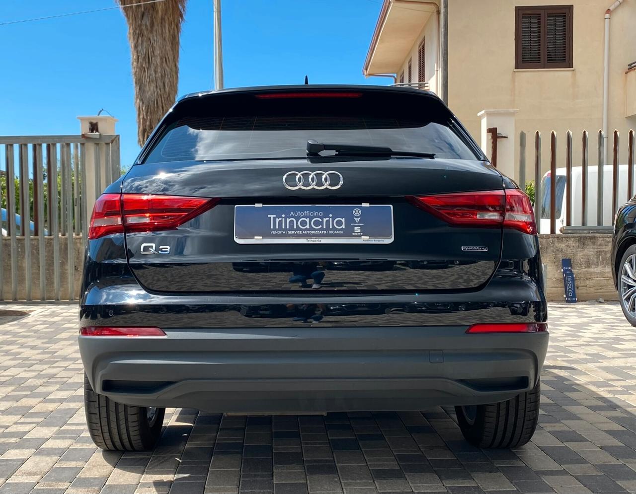 Audi Q3 Business 2.0 TDI 150CV s-tronic quattro 35