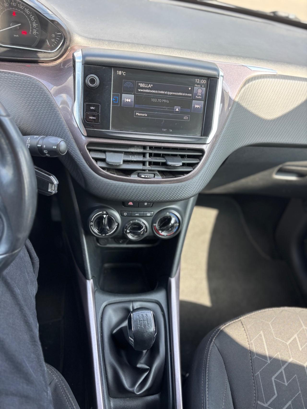 Peugeot 2008 1.6 e-HDi 92 CV Stop&Start Urban Cross