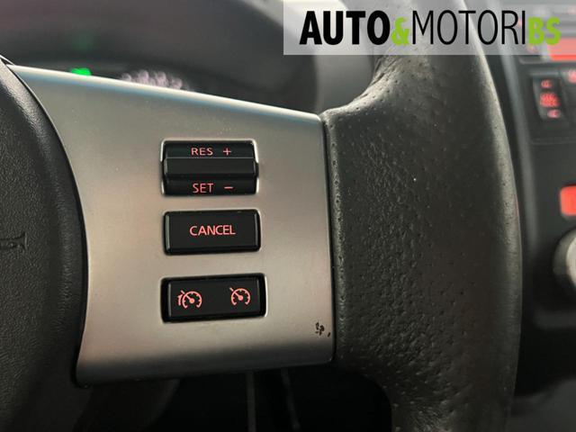 NISSAN Navara 2.5 dCi 190CV 4 porte Double Cab LE