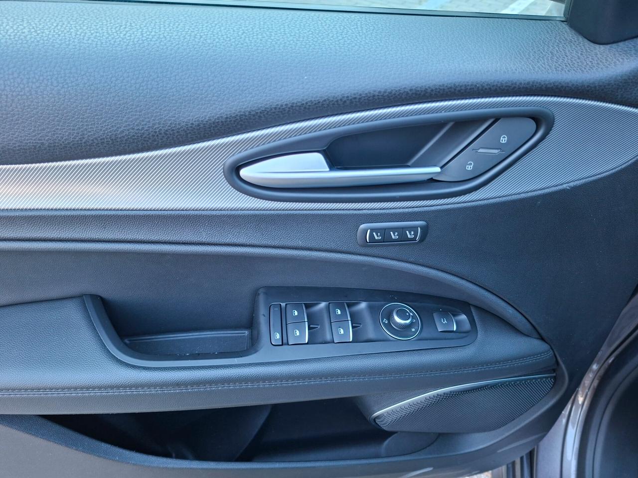 Alfa Romeo Stelvio 2.2 Turbodiesel 210 CV AT8 Q4 Veloce