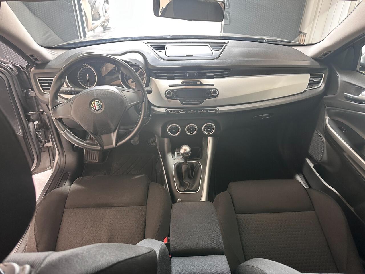 Alfa Romeo Giulietta 1.6 JTDm-2 105 CV Distinctive