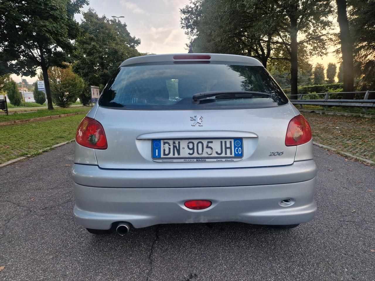 Peugeot 206 1.4 5p. Enfant Terrible