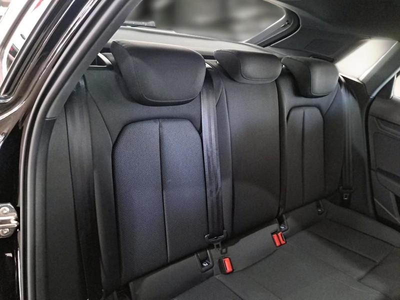 AUDI A3 SPORTBACK 30 TDI Business Advanced
