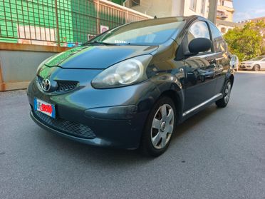 Toyota Aygo 1.0 ok neopatentati 5 porte