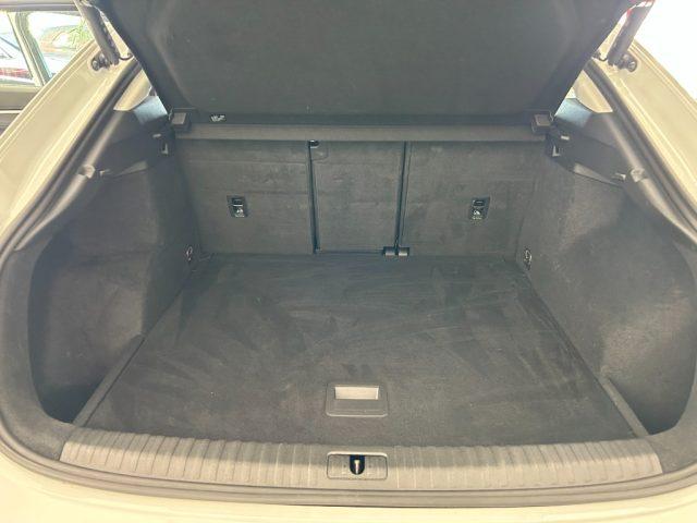 AUDI Q3 SPB 35 TDI S tronic Business Plus