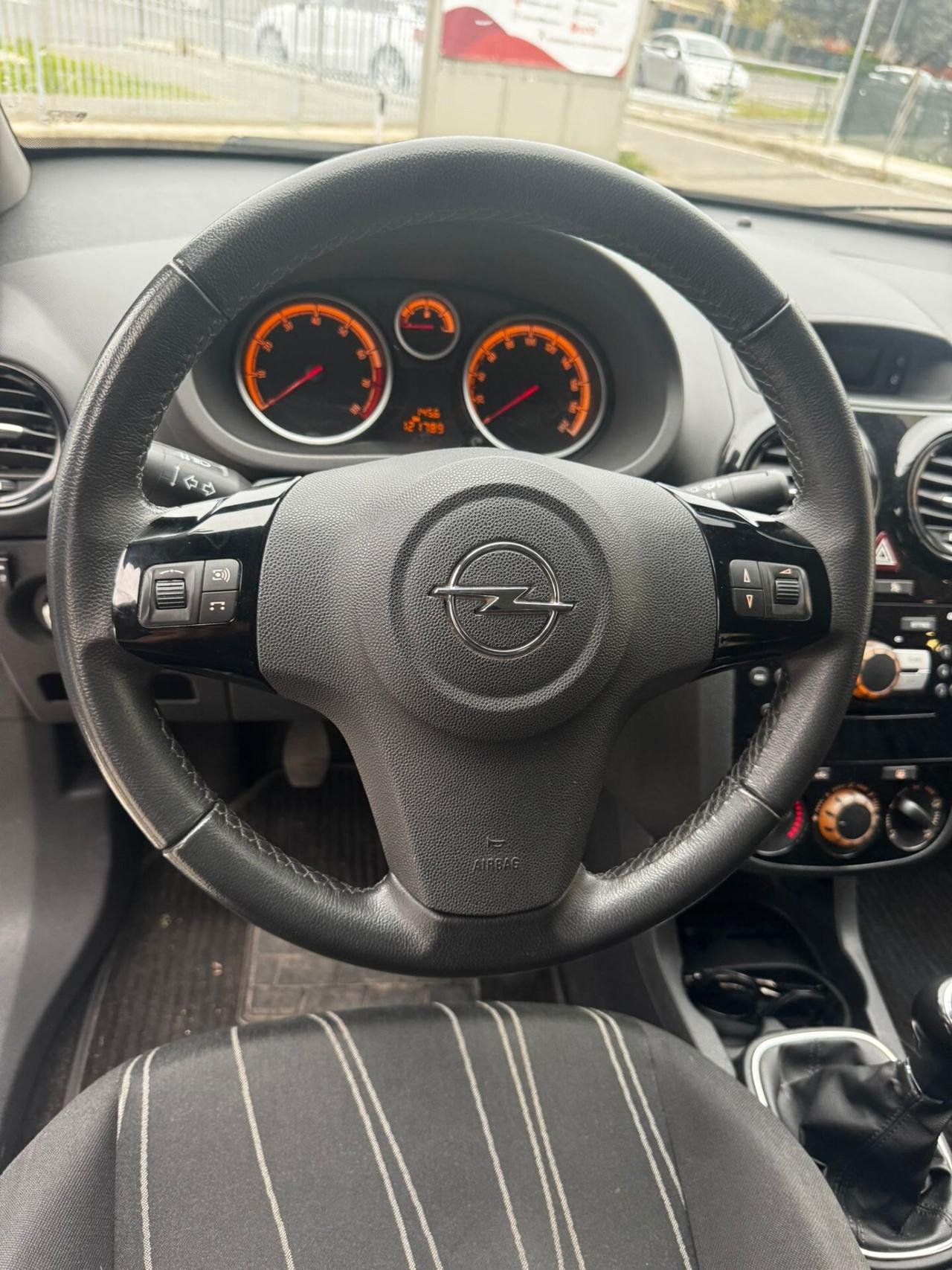 Opel Corsa 1.2 80CV 5 porte GPL-TECH Edition
