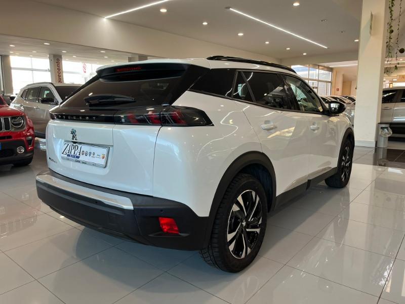 PEUGEOT 2008 motore elettrico 136 CV Allure