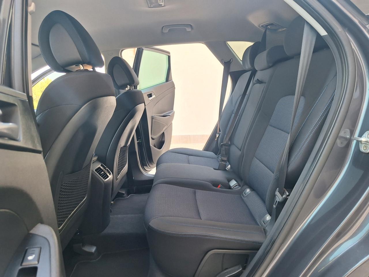 Hyundai Tucson 1.7 crdi X POSSIBLE NAVI CAMERA 2018