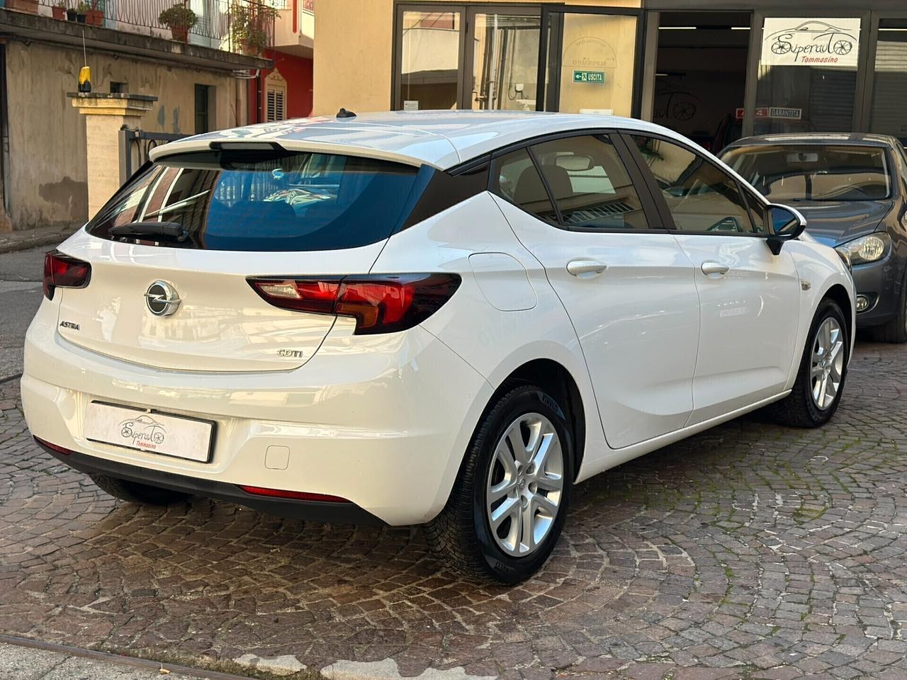 Opel Astra 1.6 CDTi 110 CV 5 Porte Auto del nord