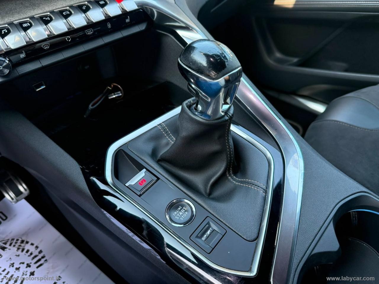 PEUGEOT 5008 BlueHDi 130 S&S GT Line