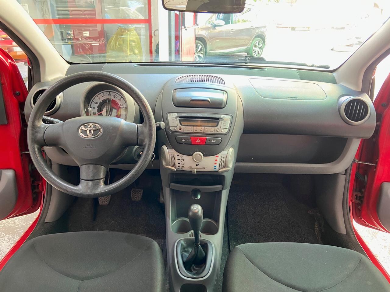 Toyota Aygo 1.0 12V VVT-i 5 porte 94.000KM!!!