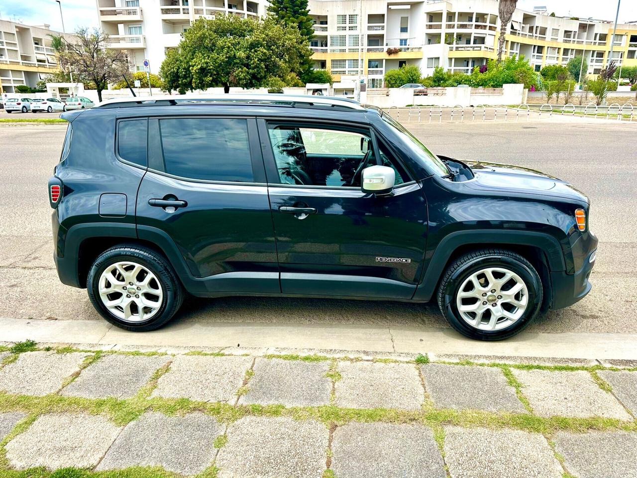 Jeep Renegade 1.6 - Anche Permuta