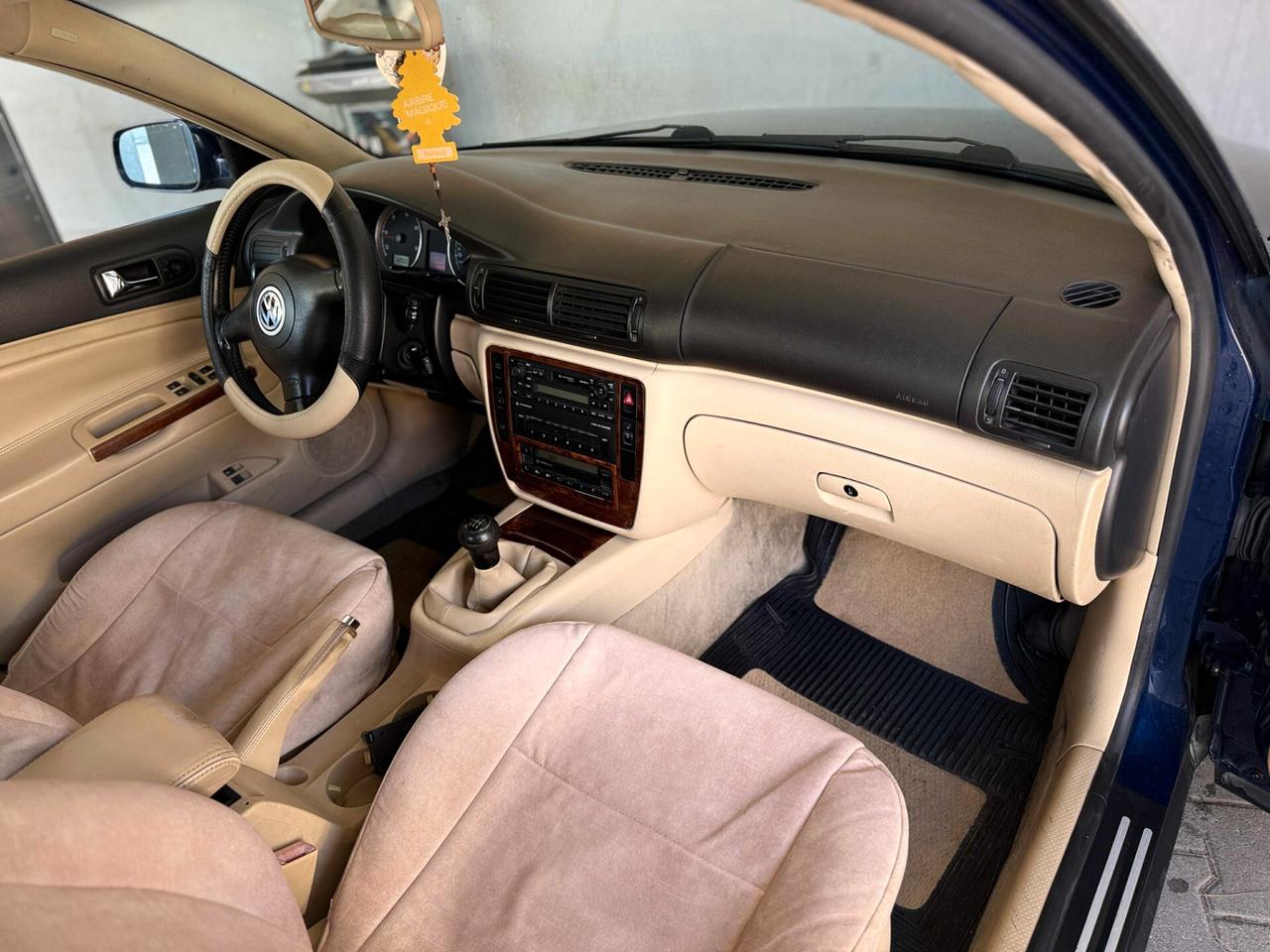 Volkswagen Passat 1.9 TDI/130 CV cat Highline 1 PROPRIETARIO