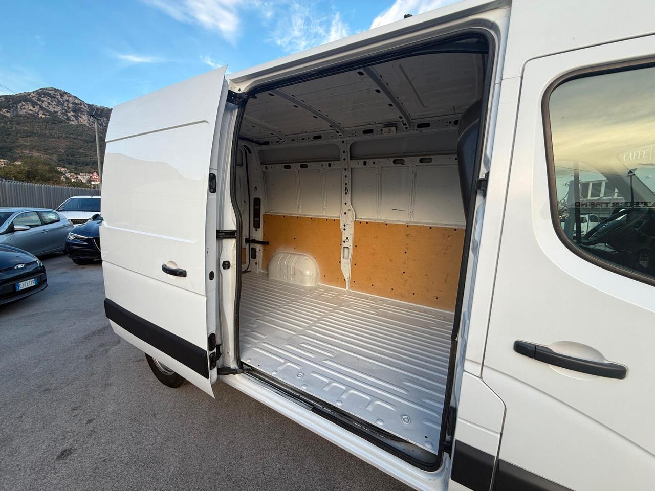 Nissan Interstar 35 2.3 DCi 135CV Acenta
