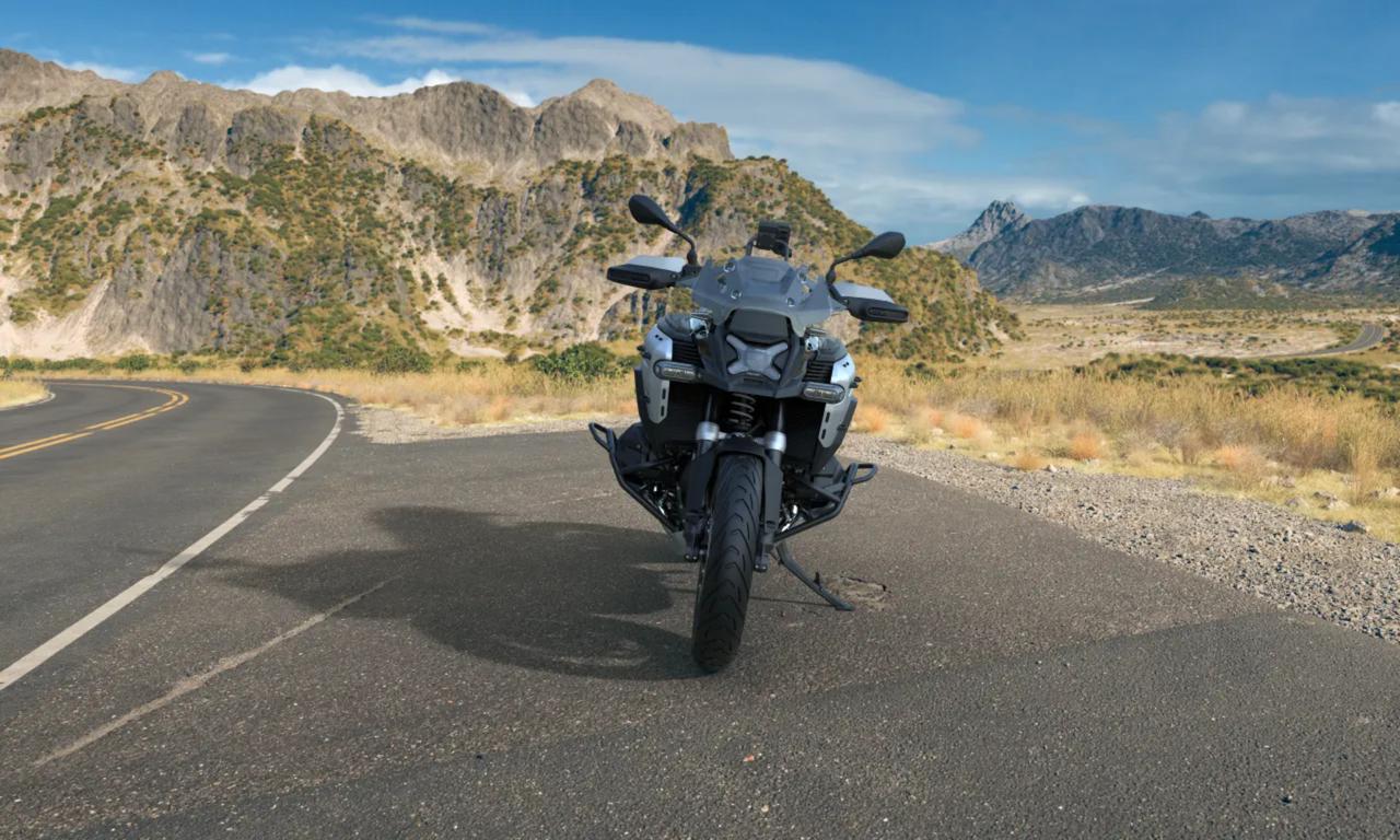 BMW R 1300 GS Adventure Triple Black