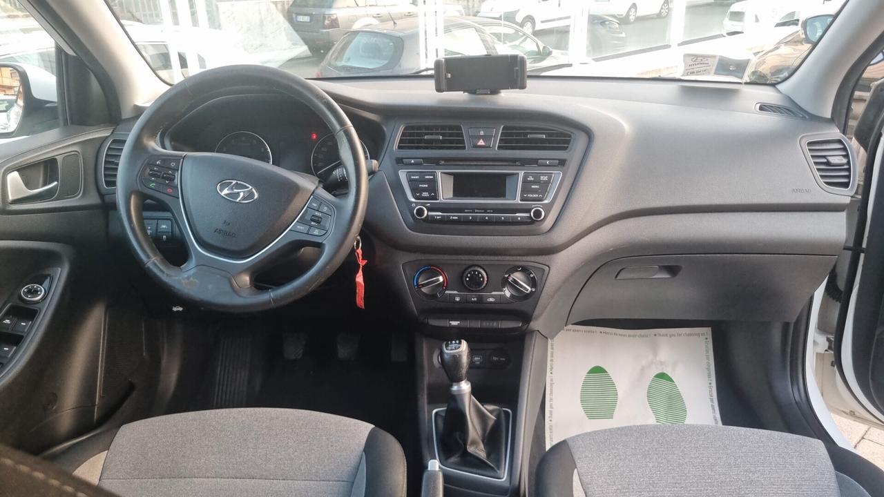 Hyundai i20 1.2 84 CV 5 porte Classic