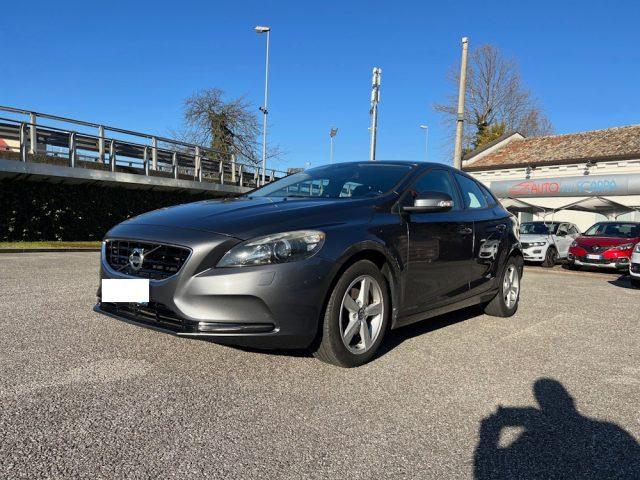 VOLVO V40 D2 1.6 Summum OK NEOPATENTATI