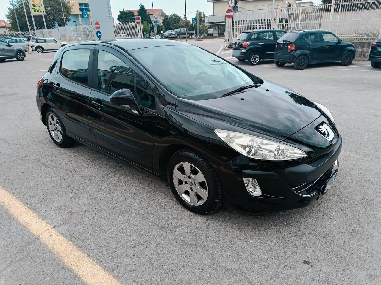 Peugeot 308 1.6 HDi 90CV 5p. Tecno