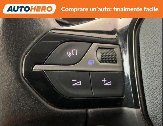 PEUGEOT 2008 PureTech 130 S&S Allure Navi Pack