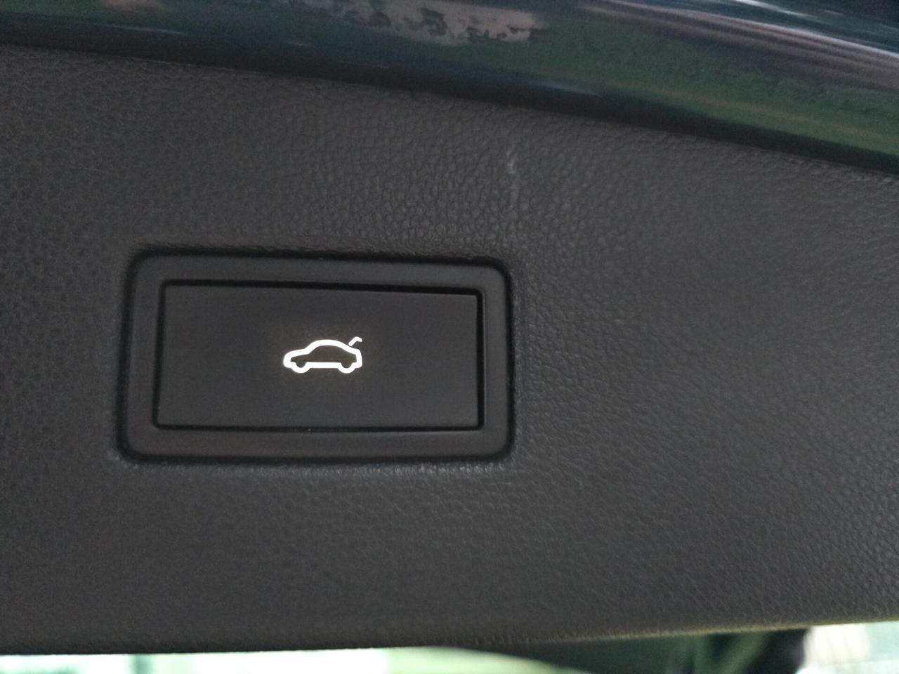 VW Tiguan 2.0 TDI 150 CV DSG R-Line -2022