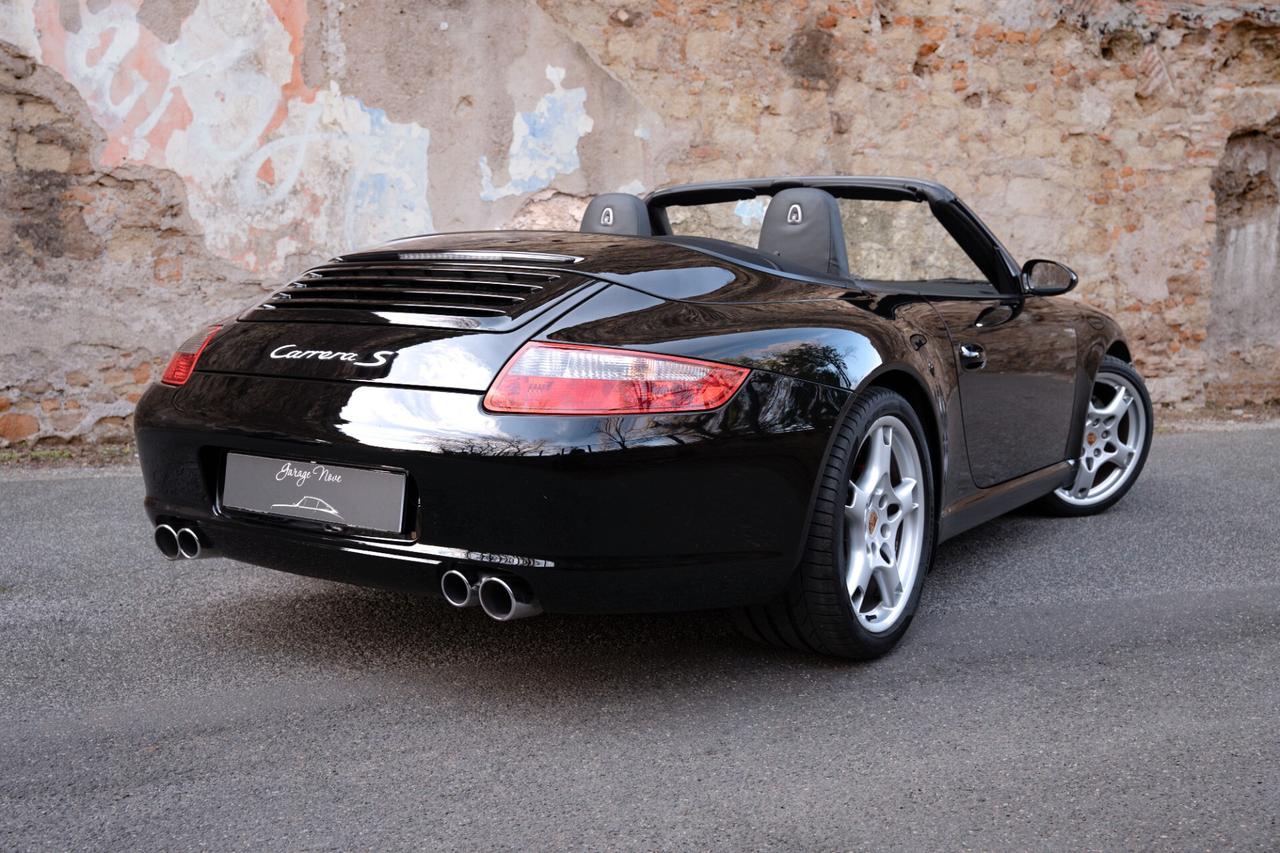 Porsche 911 Carrera S Cabriolet