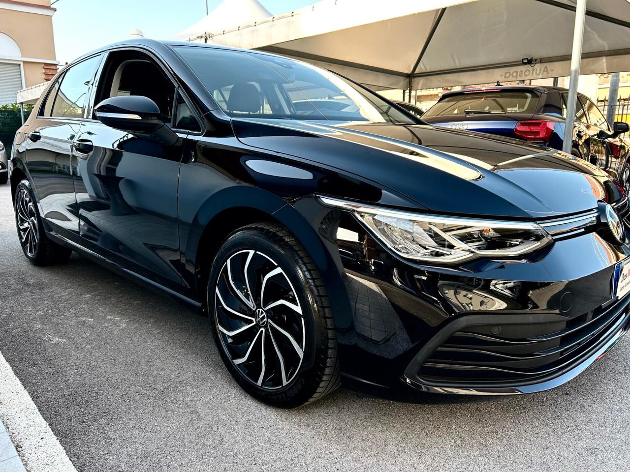 Volkswagen Golf 1.5 eTSI 130 DSG Life 2022