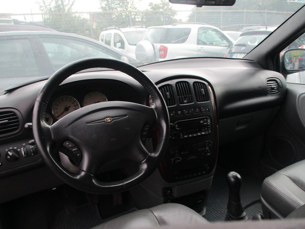 Chrysler Voyager 2.5 CRD cat LX Leather