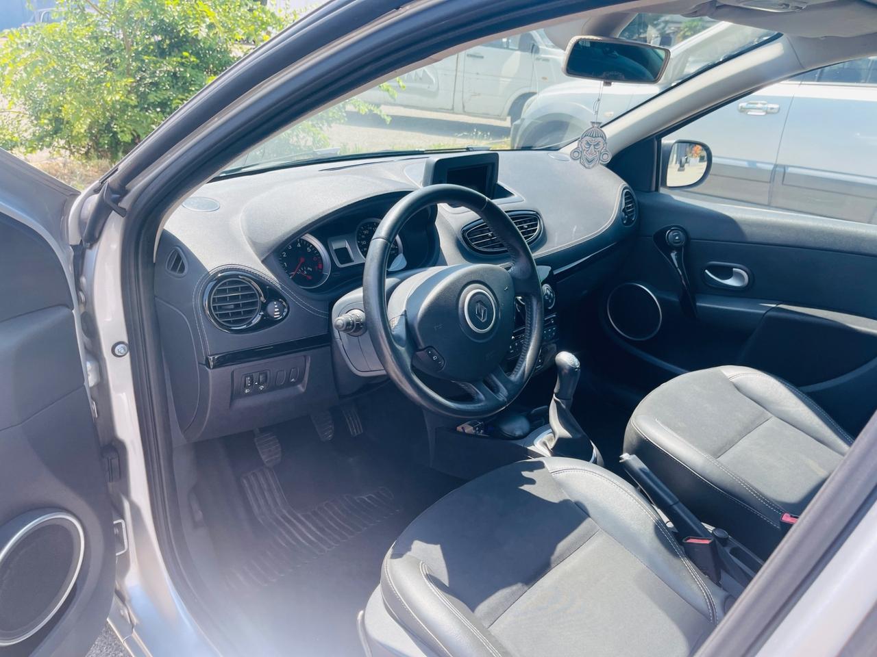 Renault Clio 1.2 16V 5 porte Dynamique
