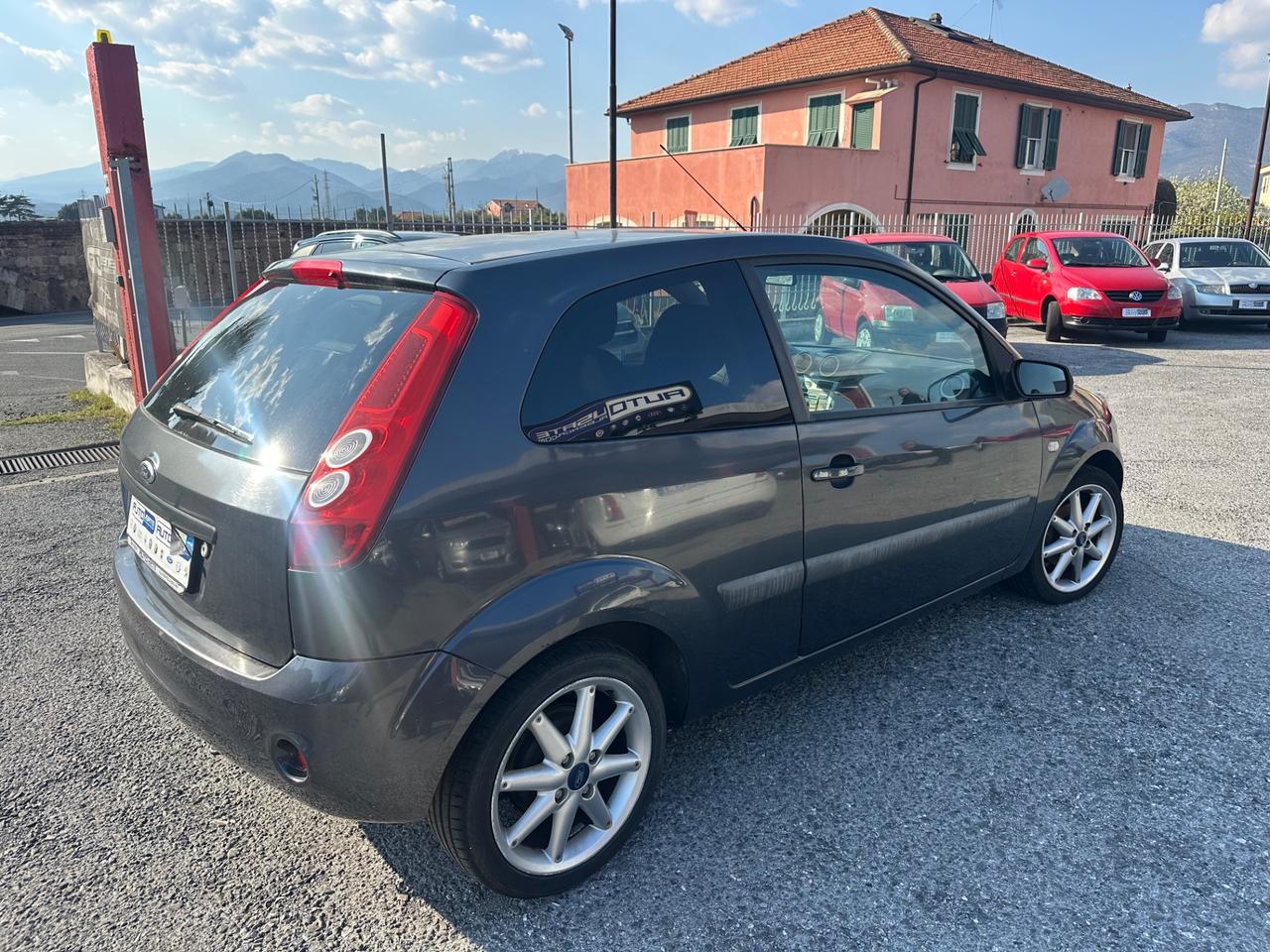 Ford Fiesta 1.2 16V 3p. Ghia