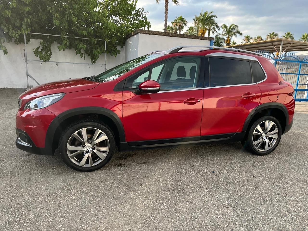 Peugeot 2008-1.5 blue hdi-allure-km 78000-2019