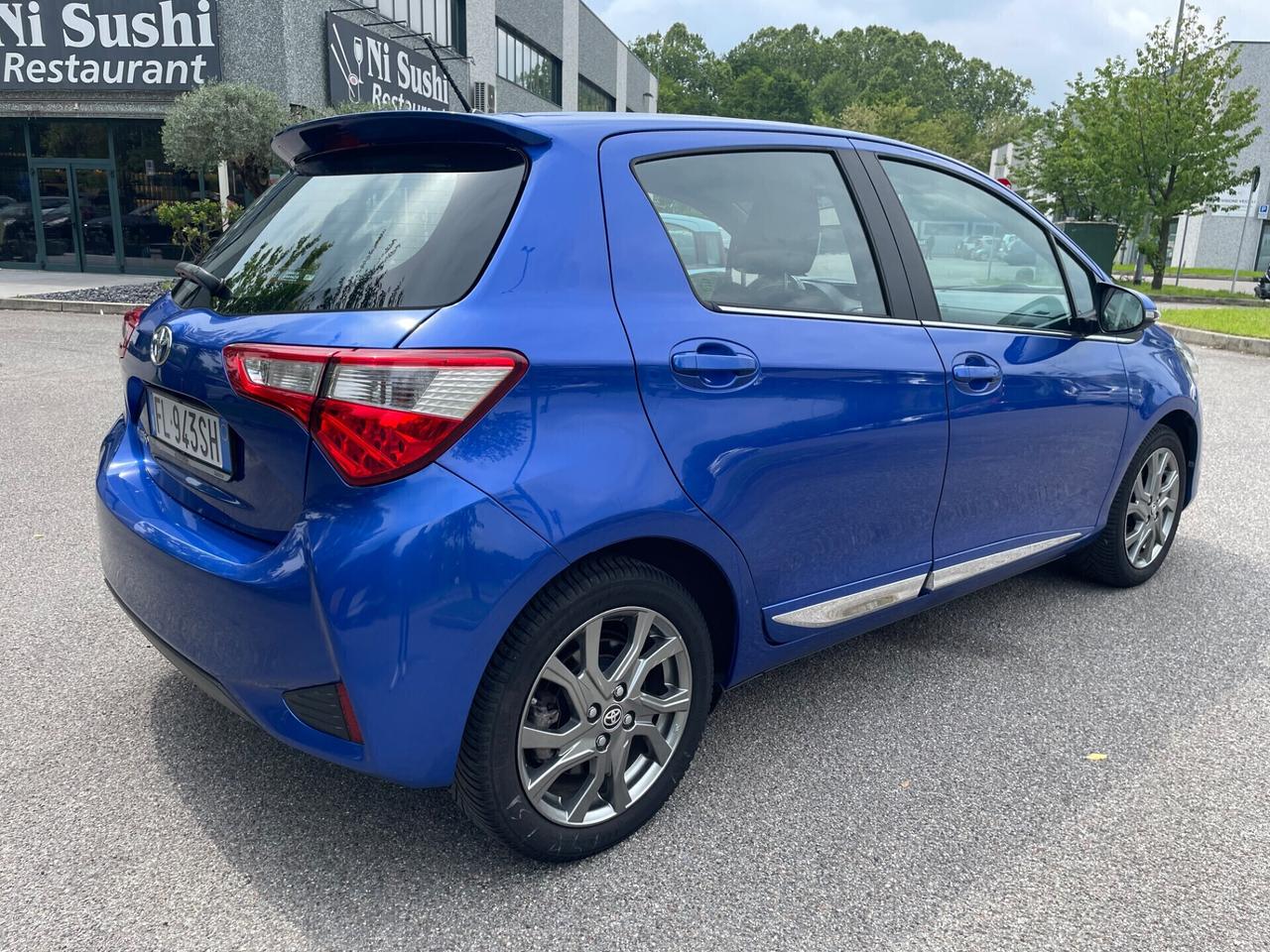 Toyota Yaris 1.0 5 porte*Neopatentati*Cerchi*