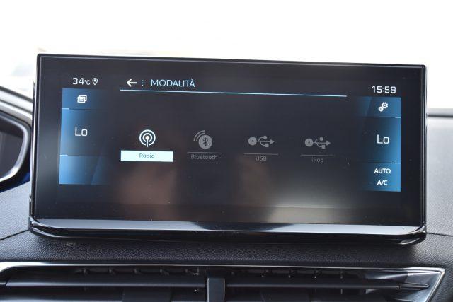 PEUGEOT 3008 BlueHDi 130 S&S EAT8 Allure Pack *Navi,Sensori,LED