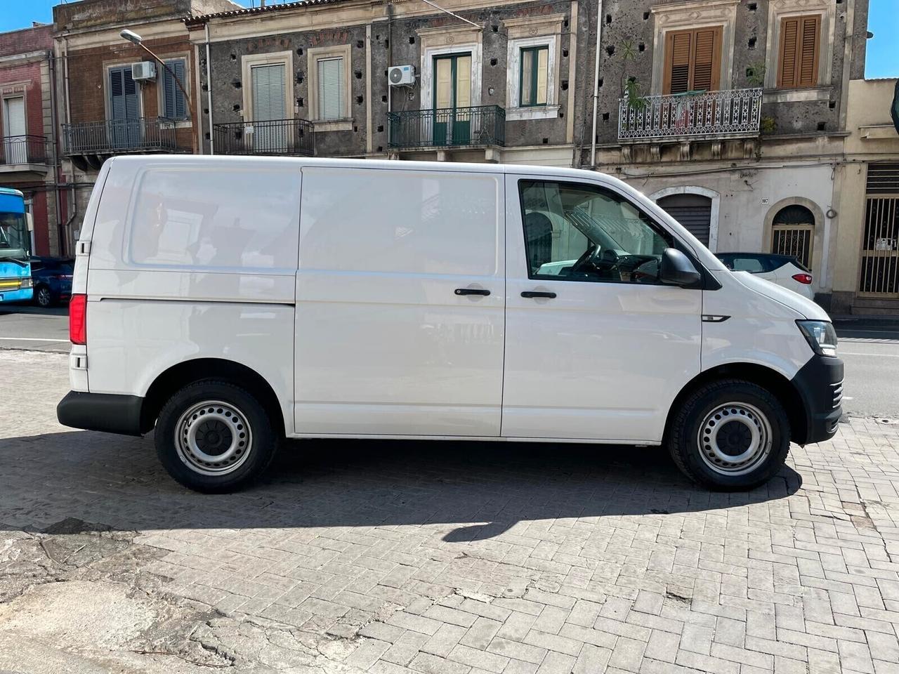 Volkswagen Transporter 2.0 TDI Furgone - Retrocamera