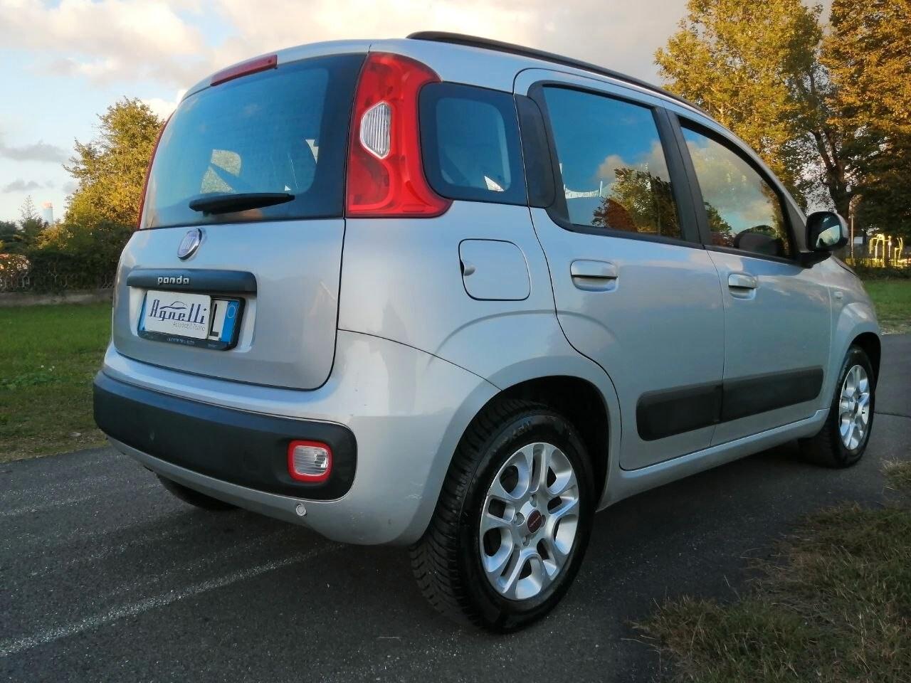 Fiat Panda 1.2 Lounge 5 posti