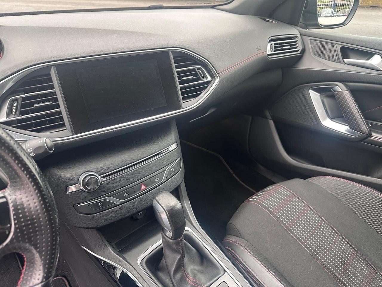 Peugeot 308 BlueHDi 120 S&S EAT6 GT Line