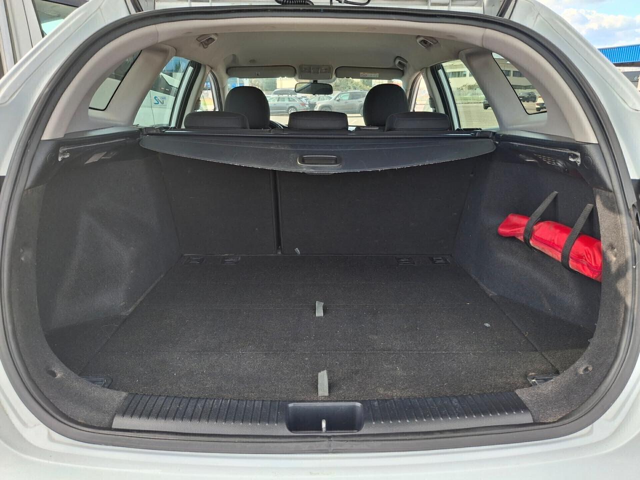 Kia Ceed cee'd 1.4 CRDi SW.-TELECAMERA-LUCI LED-